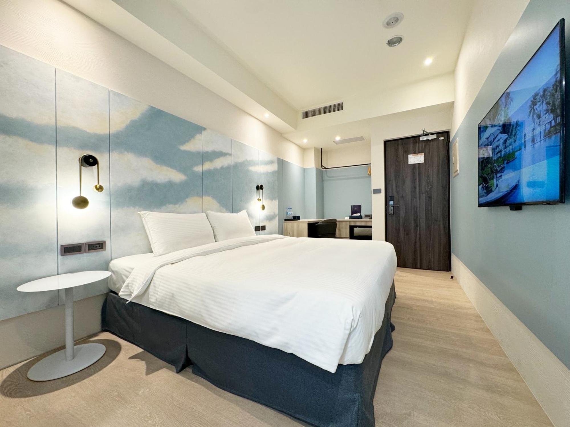 Joie De Inn Taichung Exterior photo