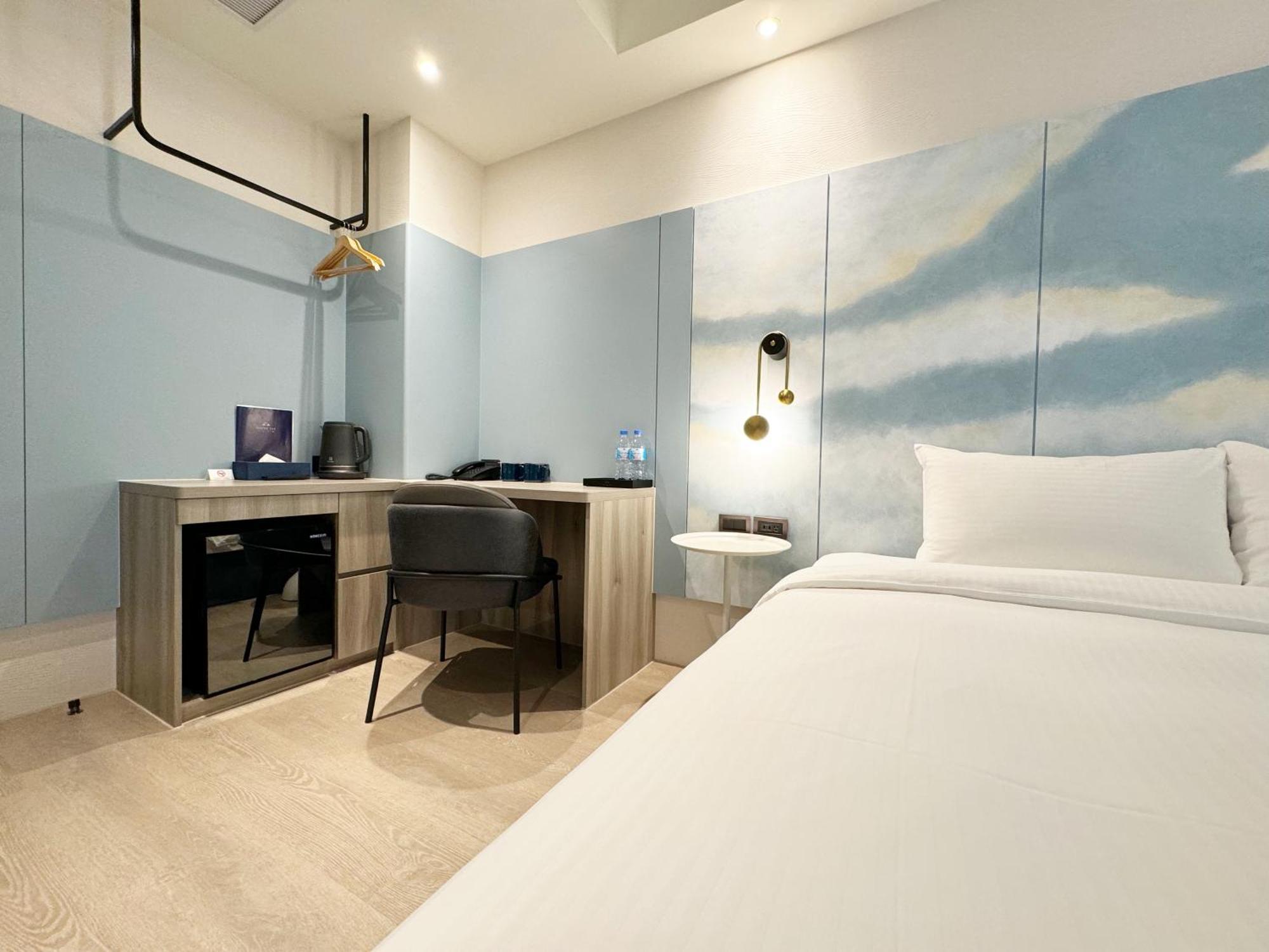 Joie De Inn Taichung Exterior photo
