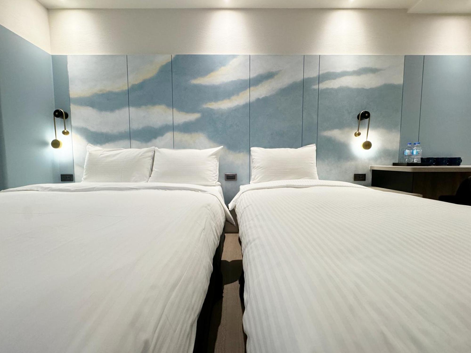 Joie De Inn Taichung Exterior photo