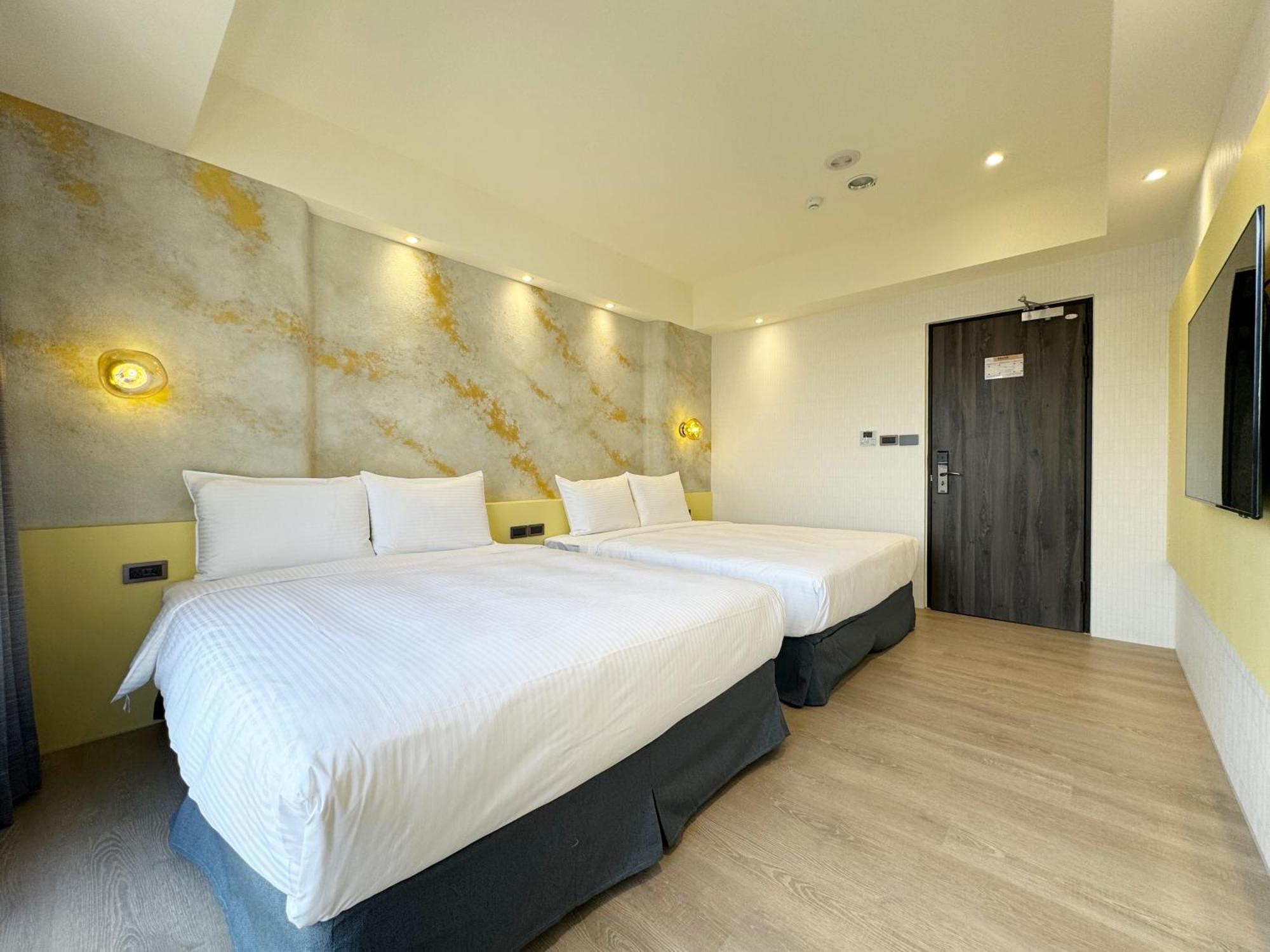 Joie De Inn Taichung Exterior photo