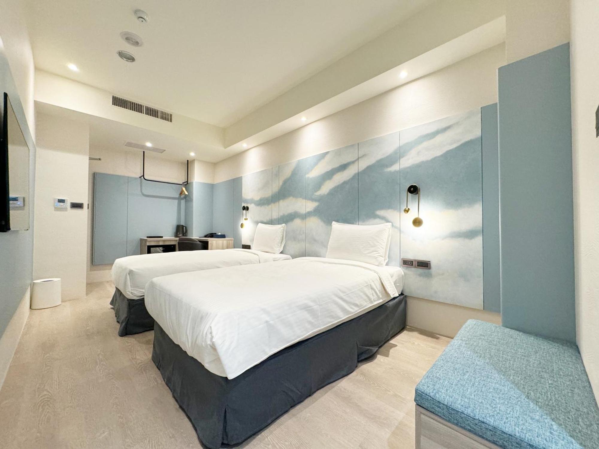 Joie De Inn Taichung Exterior photo