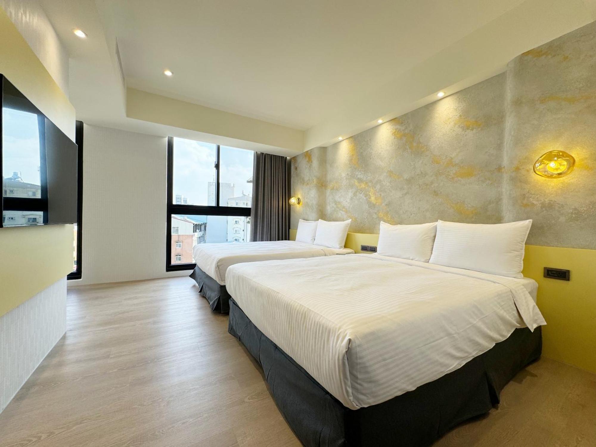 Joie De Inn Taichung Exterior photo