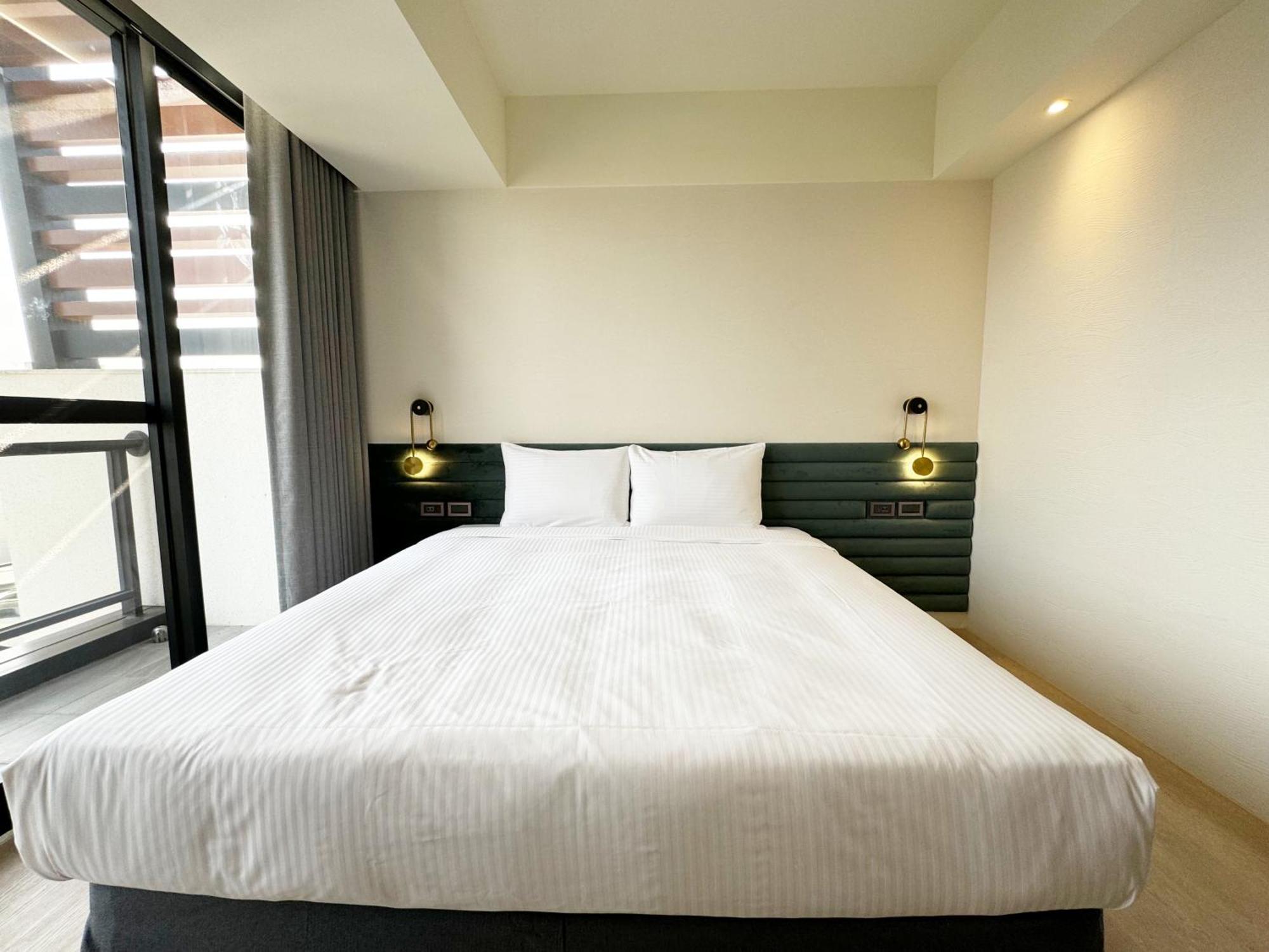 Joie De Inn Taichung Exterior photo